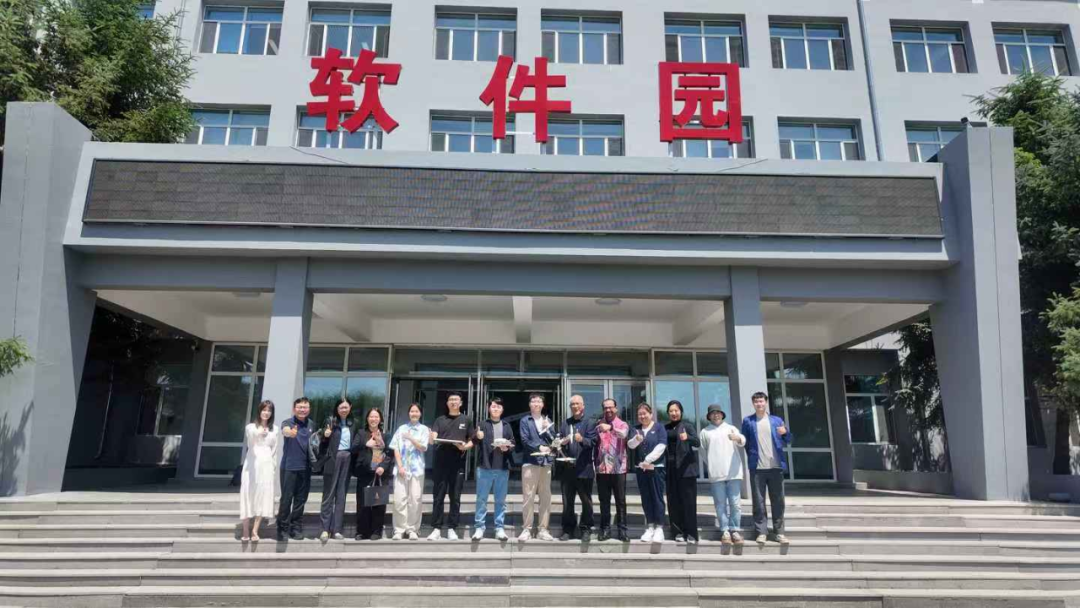 翱翔蓝天，智绘未来——《智能无人系统综合设计Ⅱ》让“飞天梦”照进现实